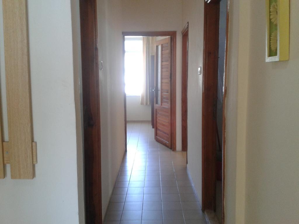 Orange Grove Apart Hotel Аланя Стая снимка